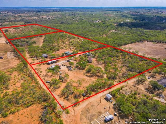 738 Country Breeze Property Photo 1
