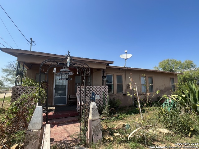 241 Juarez Ave Property Photo 1