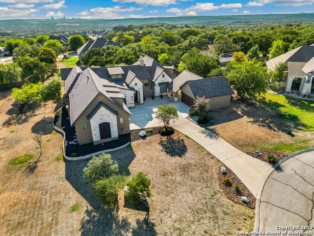 8407 Orchard Glen Property Photo 1