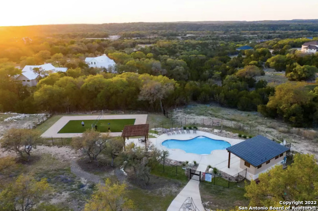 1213 Salt Lick Dr Property Photo 17