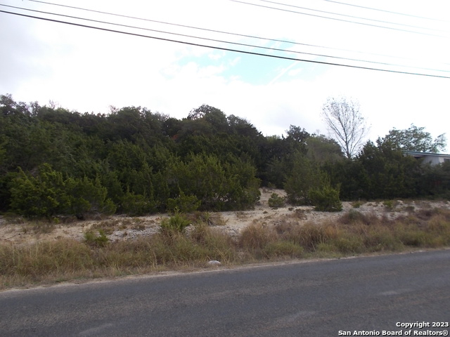 504 Walnut Way Property Photo 2