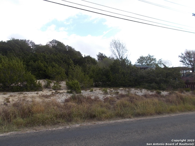504 Walnut Way Property Photo 5