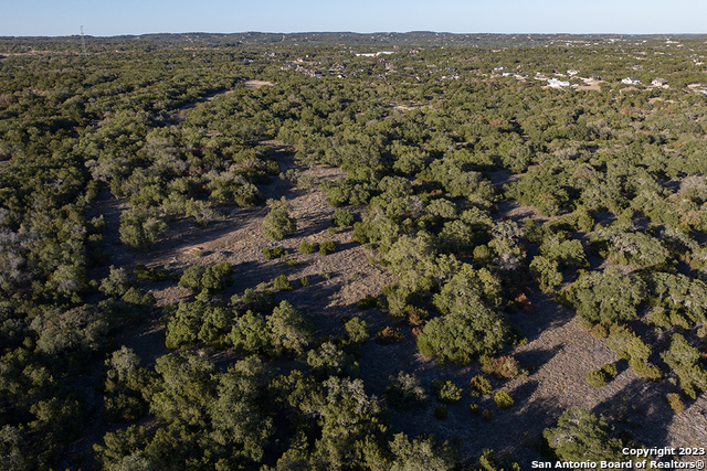 1491 Cypress Cove Rd Property Photo 4