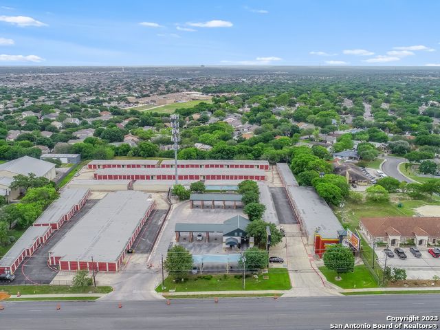 9576 Potranco Rd Property Photo 3