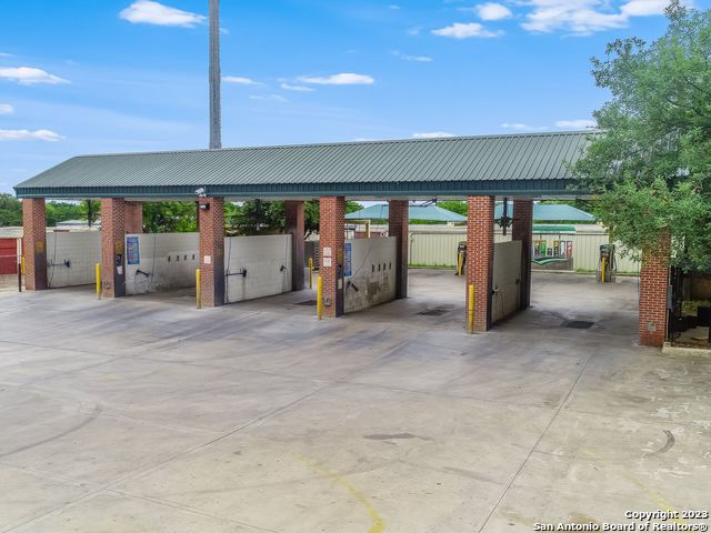 9576 Potranco Rd Property Photo 10