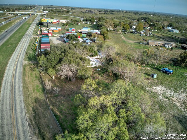 17770 Interstate 35 S Property Photo 3