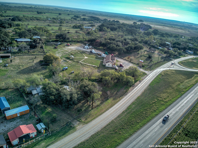 17770 Interstate 35 S Property Photo 8