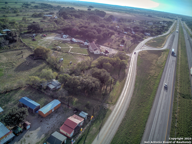 17770 Interstate 35 S Property Photo 9