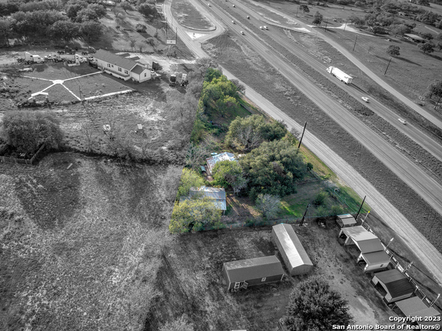 17770 Interstate 35 S Property Photo 10