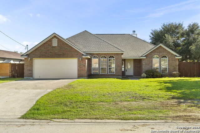 15816 Chippewa Blvd Property Photo 1