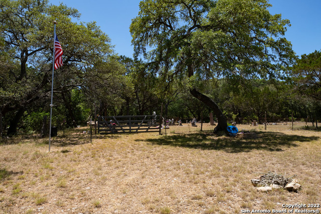 18720 Bandera Rd Property Photo 8