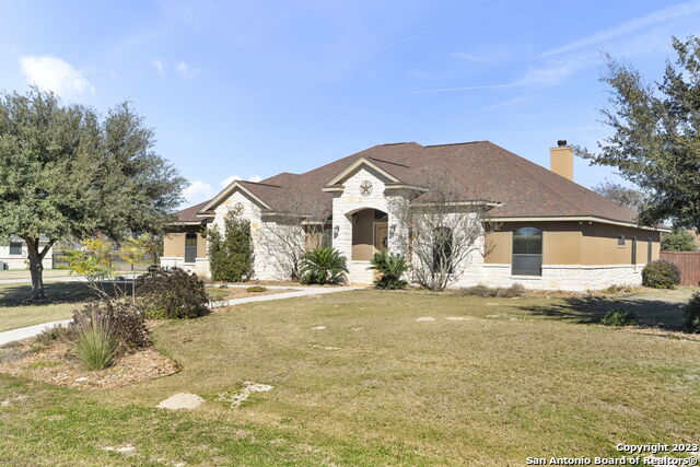 113 S Abrego Crossing Property Photo 1