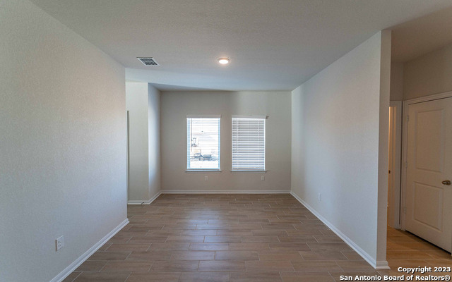 8836 Grey Elm Property Photo 2