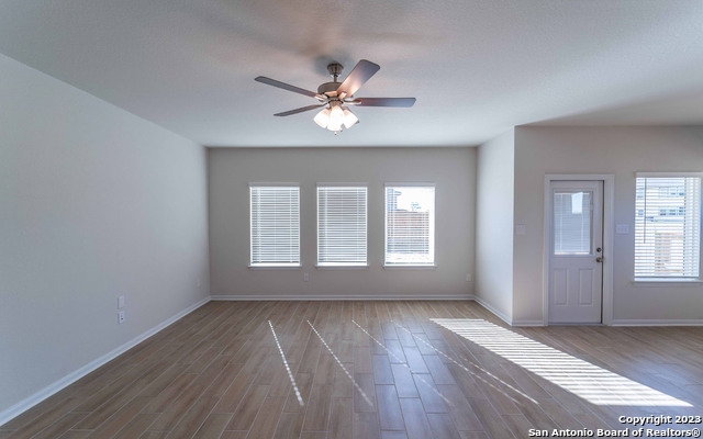 8836 Grey Elm Property Photo 6