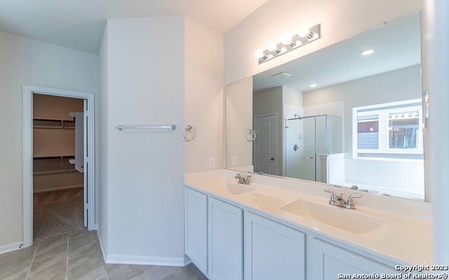 8836 Grey Elm Property Photo 9