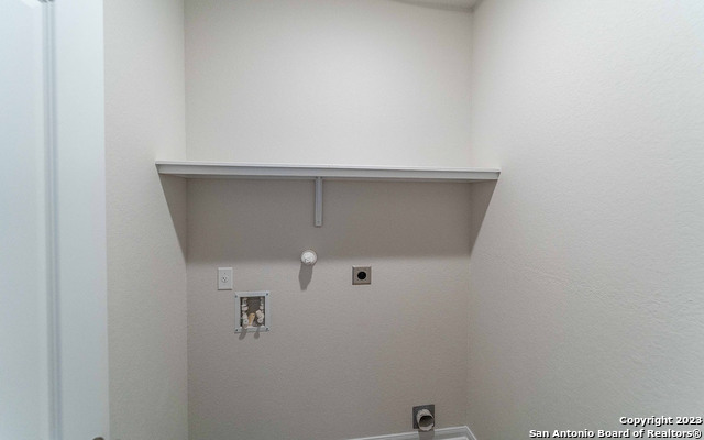 8836 Grey Elm Property Photo 16