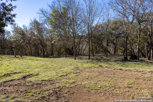 109 N Oak Bluff Blvd Property Photo 10