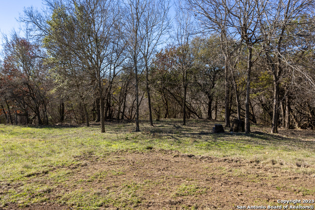109 N Oak Bluff Blvd Property Photo 11
