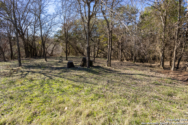 109 N Oak Bluff Blvd Property Photo 12
