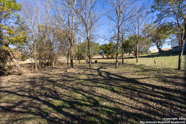 109 N Oak Bluff Blvd Property Photo 20