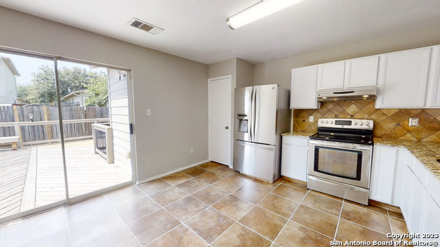 9926 Hawksbill Peak Property Photo 6