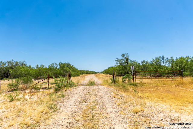 1 Fm 1025 Property Photo 22
