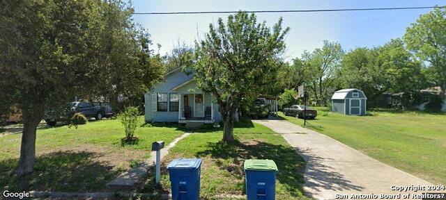 806 E Steiner St Property Photo 1