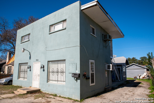 1911 Cincinnati Ave Property Photo