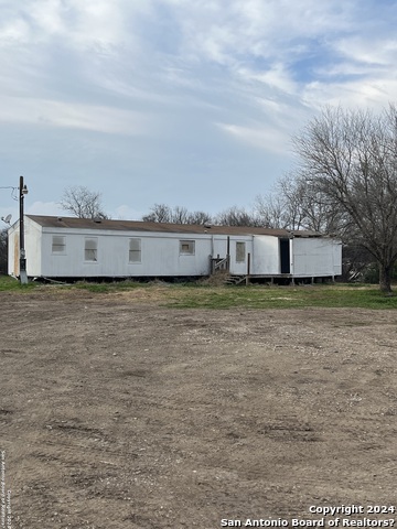 16025 Henze Rd Property Photo 1