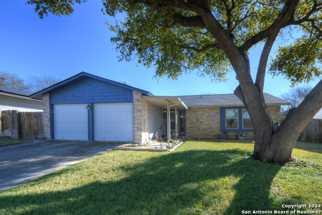 9922 Wagon Train Property Photo 1