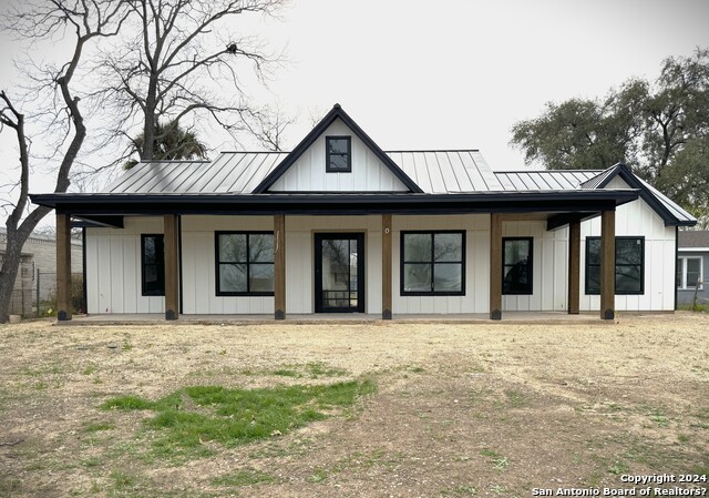 747 N Getty St Property Photo