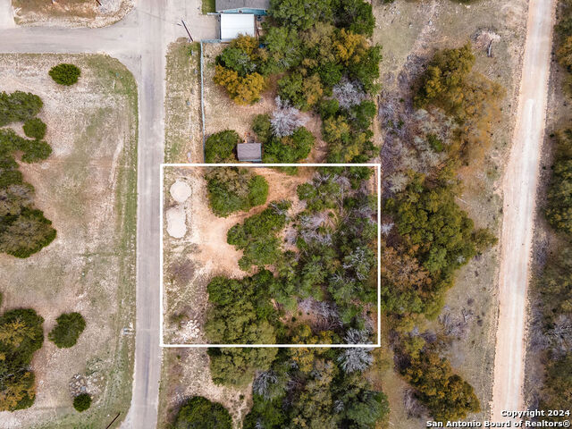 0 Pr 1518 Property Photo 11