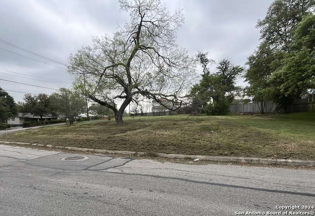 792 Terrell Rd Property Photo 1