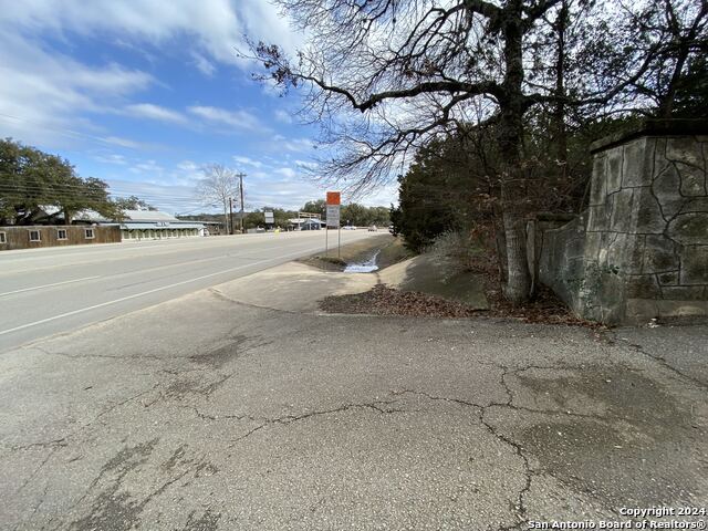 1480 S Main St Property Photo 16