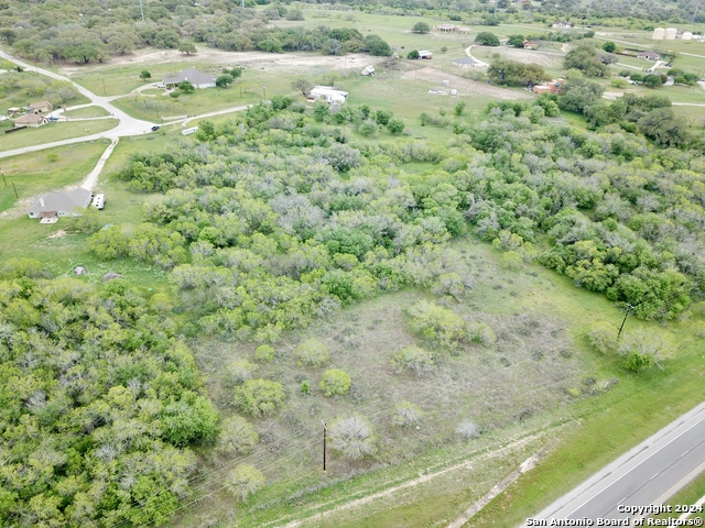 210 Shamrock Dr Property Photo 11