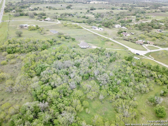210 Shamrock Dr Property Photo 12