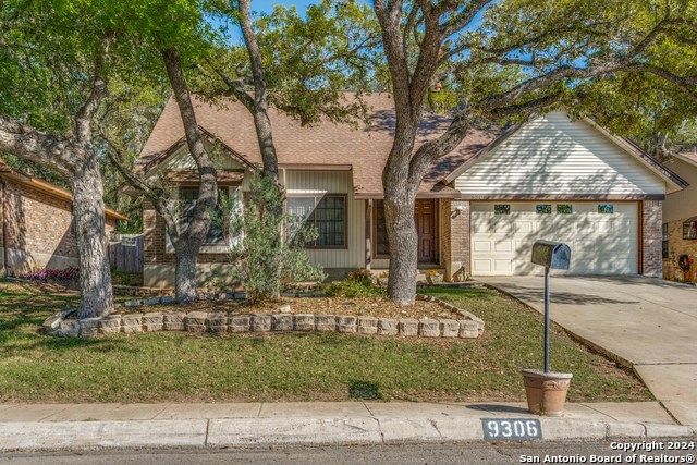 9306 Thornbury St Property Photo 1