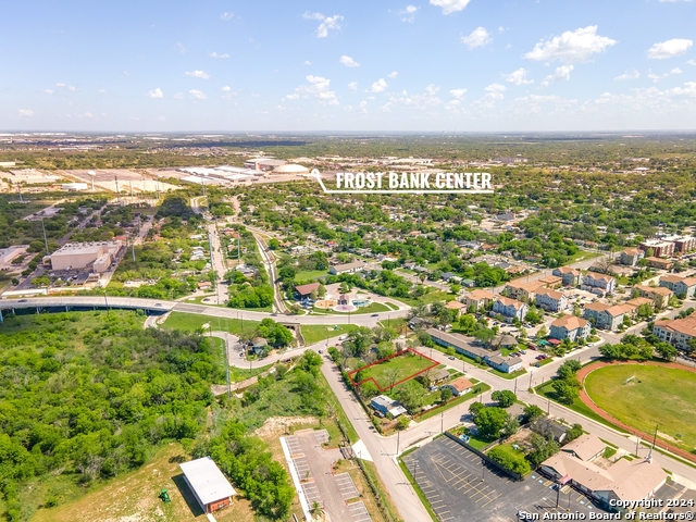 1811 Burleson Property Photo 7