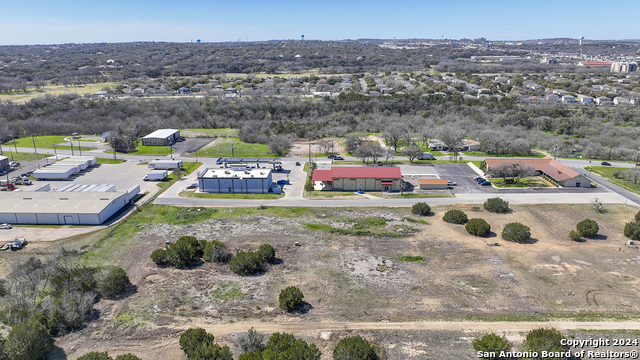 15211 Bell Ln Property Photo 1