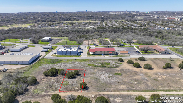 15211 Bell Ln Property Photo 2