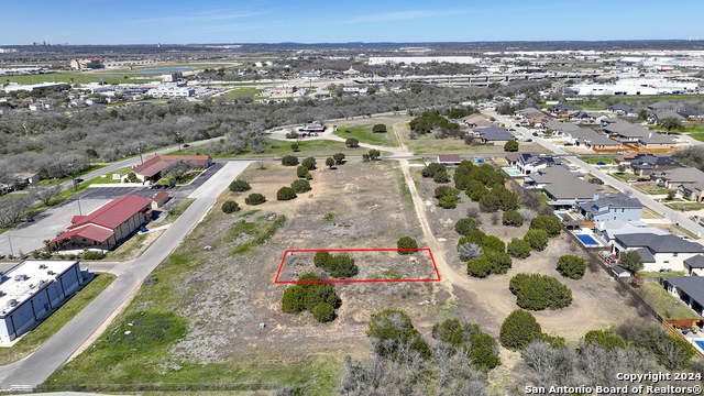 15211 Bell Ln Property Photo 8