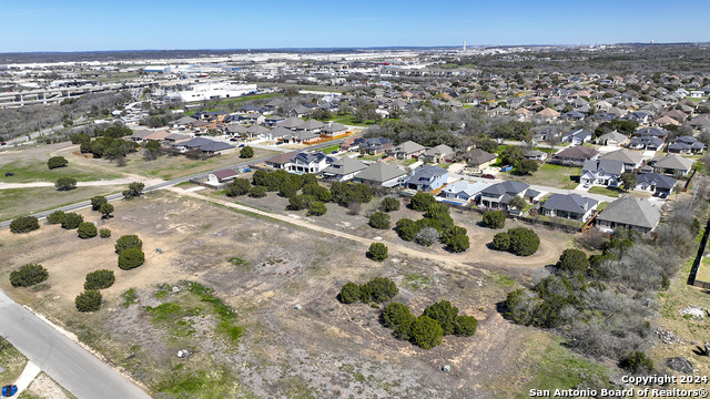 15211 Bell Ln Property Photo 9