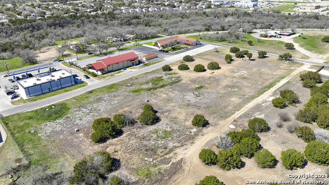 15211 Bell Ln Property Photo 10