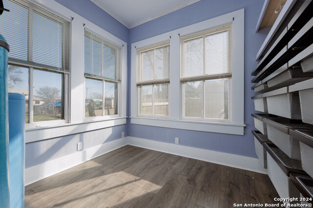 521 Sixth St Property Photo 14