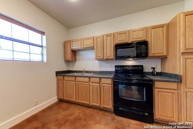 8745 Kirkner Rd Property Photo 20