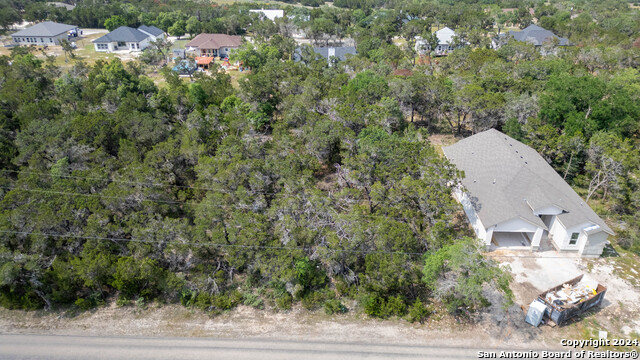 6136 Tanglewood Trl Property Photo 4