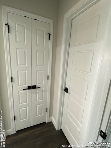 716 Florida St Property Photo 18