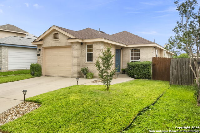 6823 Grapevine Lake Property Photo 1