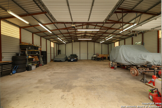 610 Tamarack Dr Property Photo 12