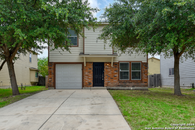 4507 WALDON POND Property Photo 1